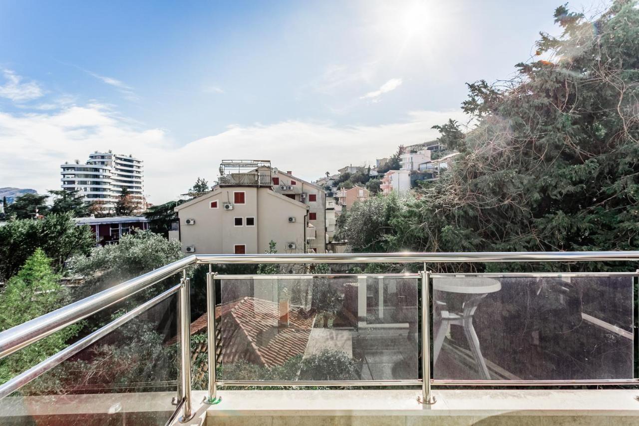 Apartments Lora Cetinjska Budva Kültér fotó